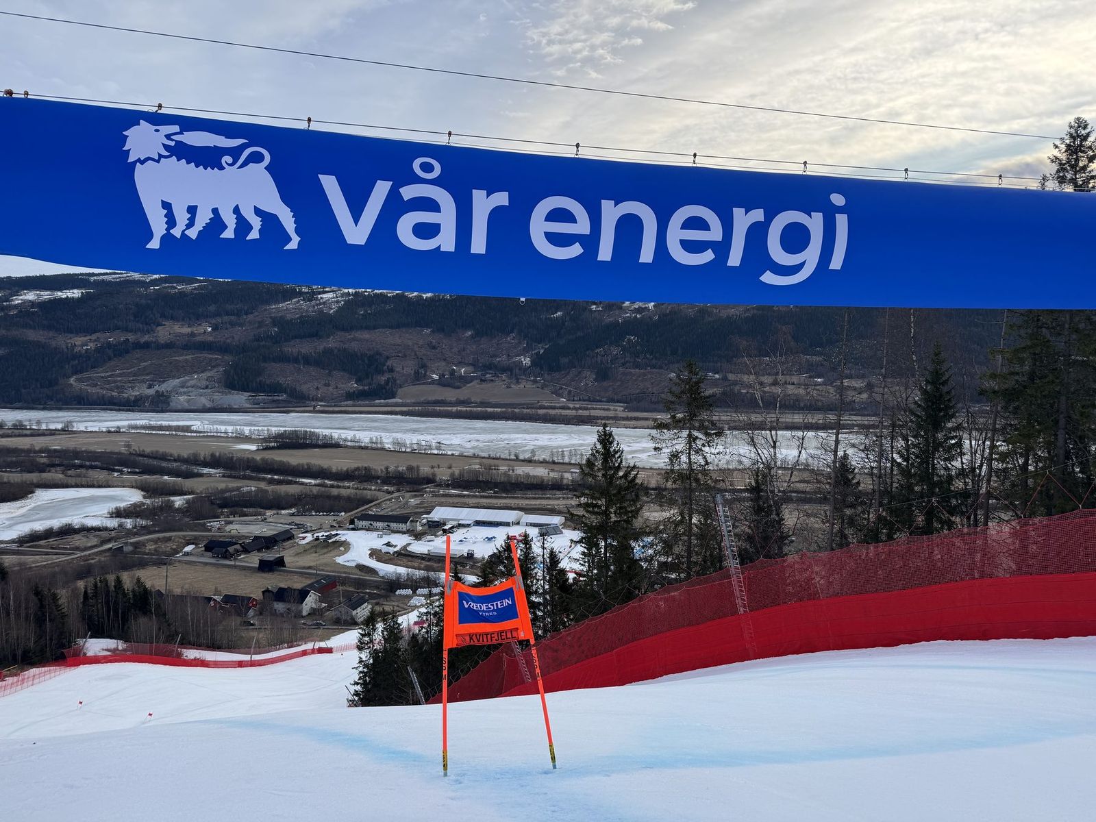 Storslalåmport og sikkerhetsnett i konkurransearena